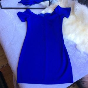 2/$8 • EUC MINKPINK Scalloped Off-ShoulderDress